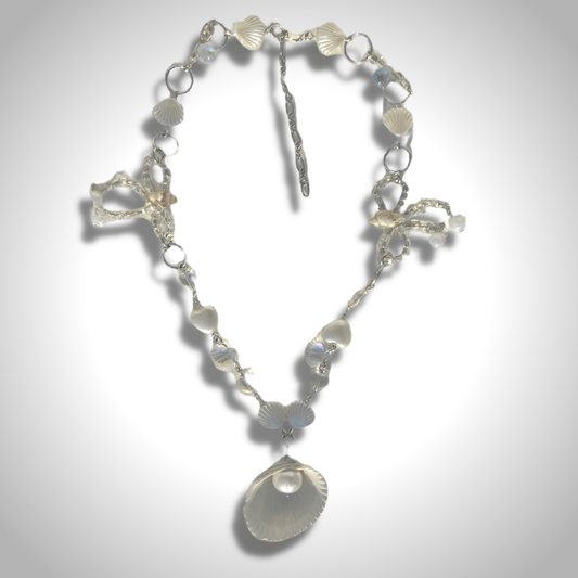 The Goddess of Love Necklace